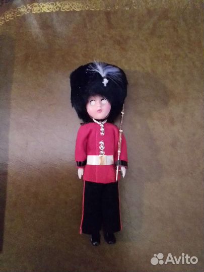 Солдатик британской королевской гвардии