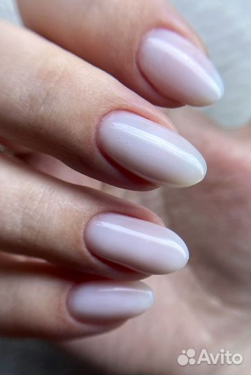 Мастер маникюра и педикюра