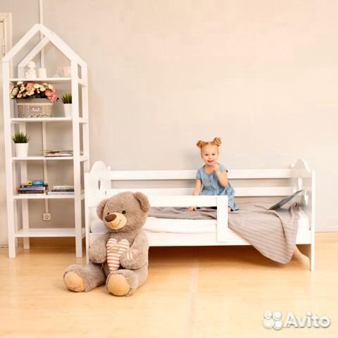 Детская кровать домик