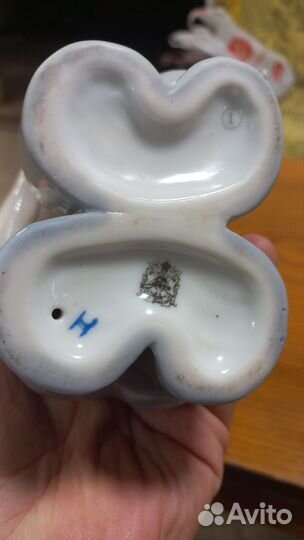 Статуэтка фарфор