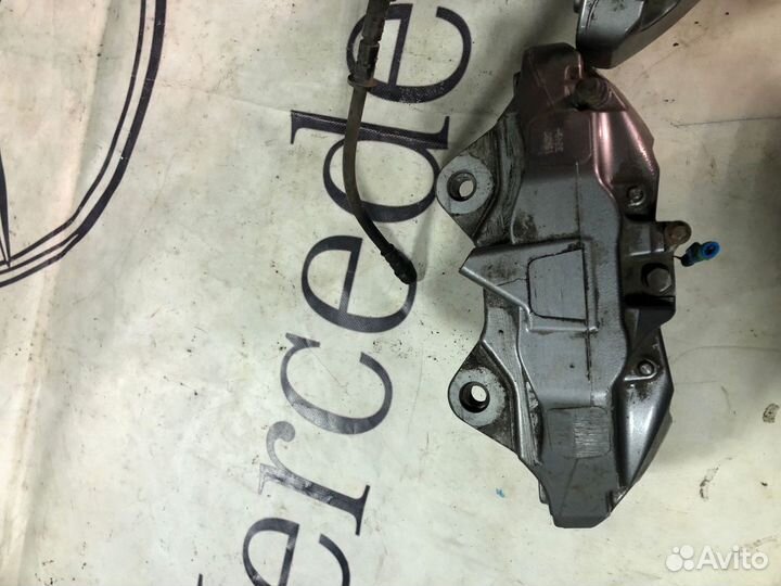 Суппорта передние на Мерседес 222