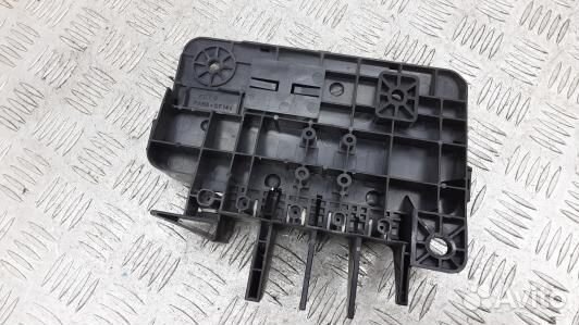 Блок бортовой сети (блок управления BCM) hyundai g