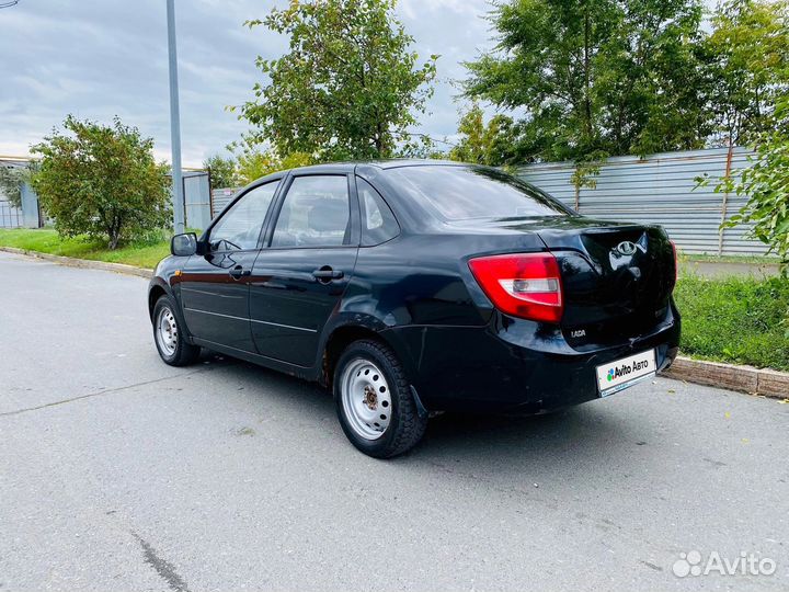 LADA Granta 1.6 МТ, 2012, 197 000 км