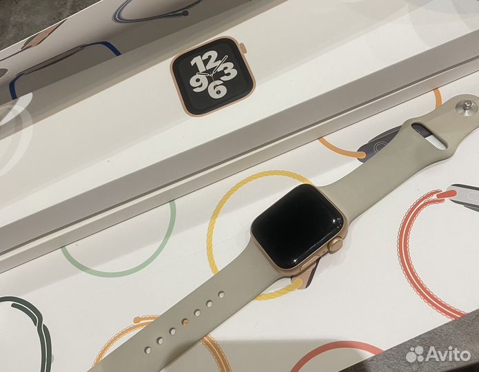 Часы apple watch se 40 mm 2021