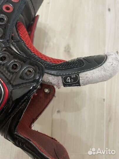 Коньки хоккейные bauer х700 4,5ee