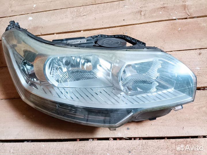 Фара правая Citroen c5x7