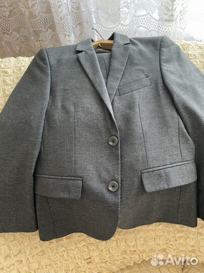 Школьный костюм