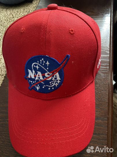 Кепки и шляпы новые