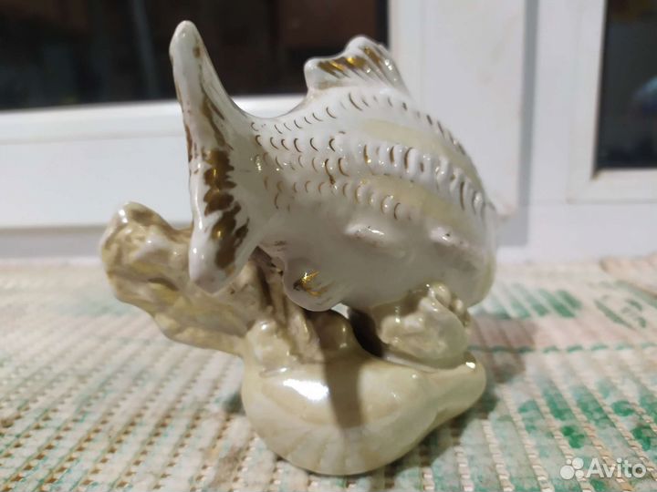 Фарфоровая статуэтка Дулево