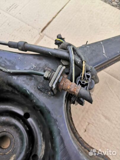 Рычаг задний левый Mitsubishi Grandis NA4W