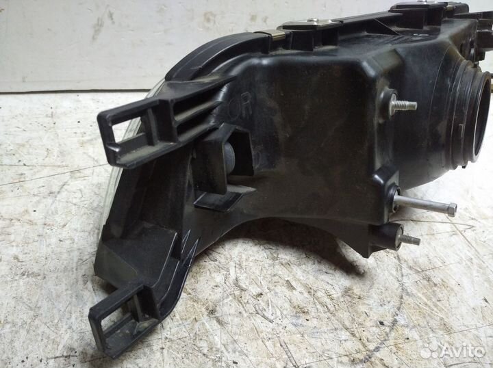 Фара Nissan Pulsar FN15 1995-2000