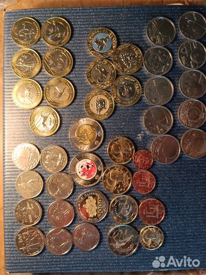 Иностранные монеты и наборы