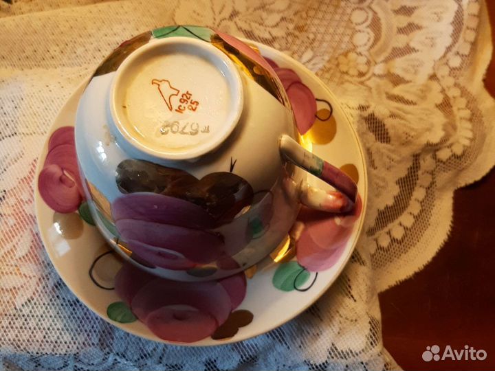 Фарфоровая чайная пара