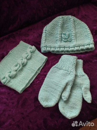Комплект шапка, шарф, варежки.Ручная работа
