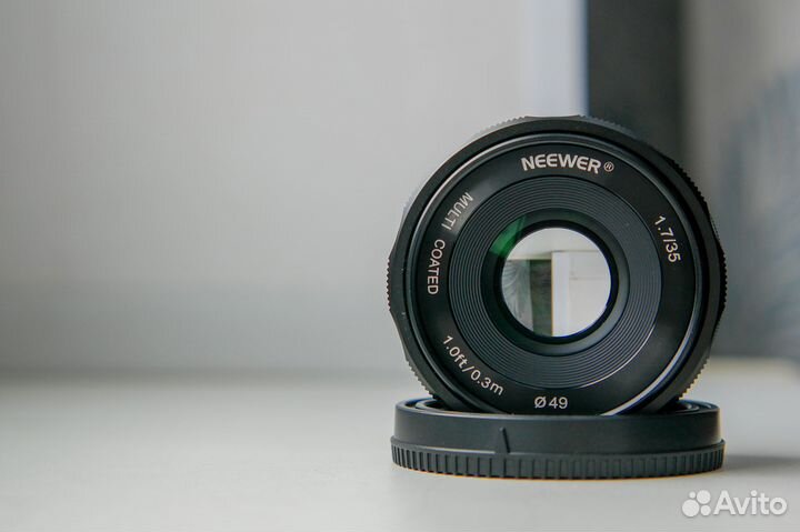 Объектив Neewer 35mm f/1.7 Sony E