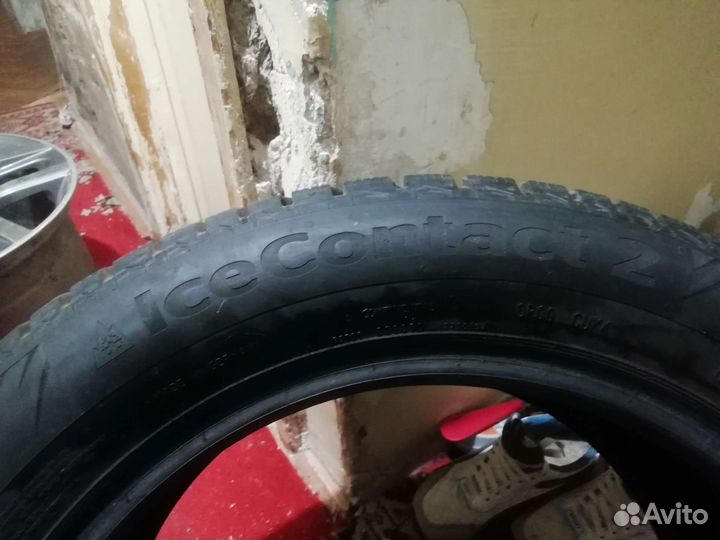 Continental IceContact 2 225/55 R17