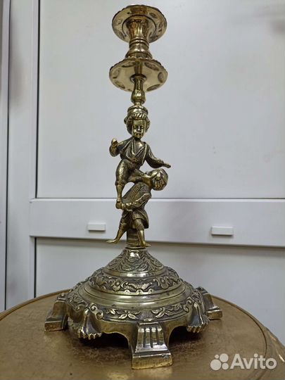Подсвечник старинный.бронза