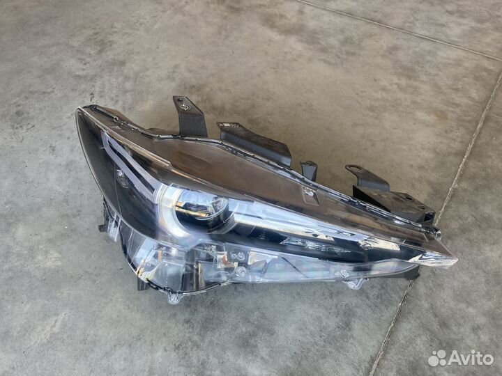 Фара правая Mazda Cx-5 2 2017-Нв