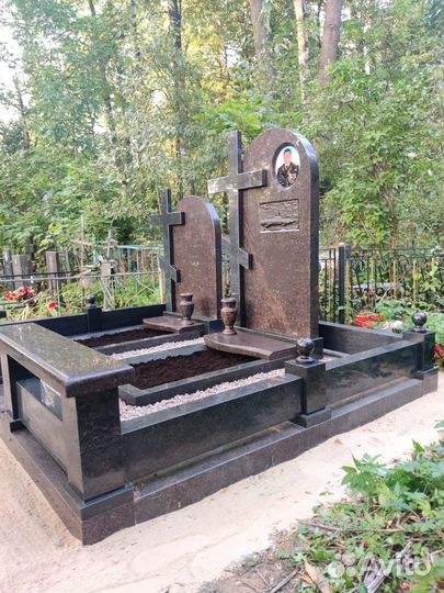 Памятники для военных на могилу