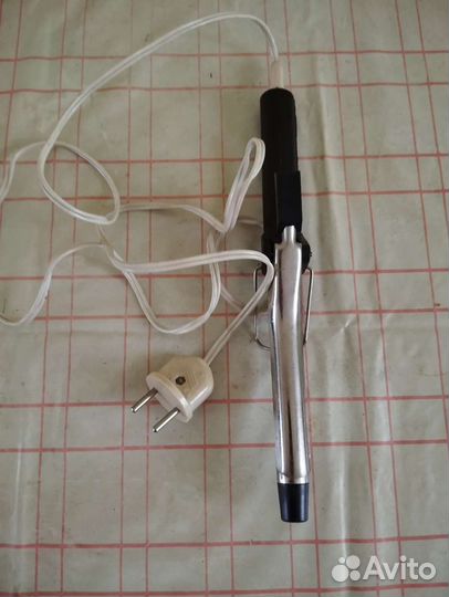 Щипцы для завивки волос