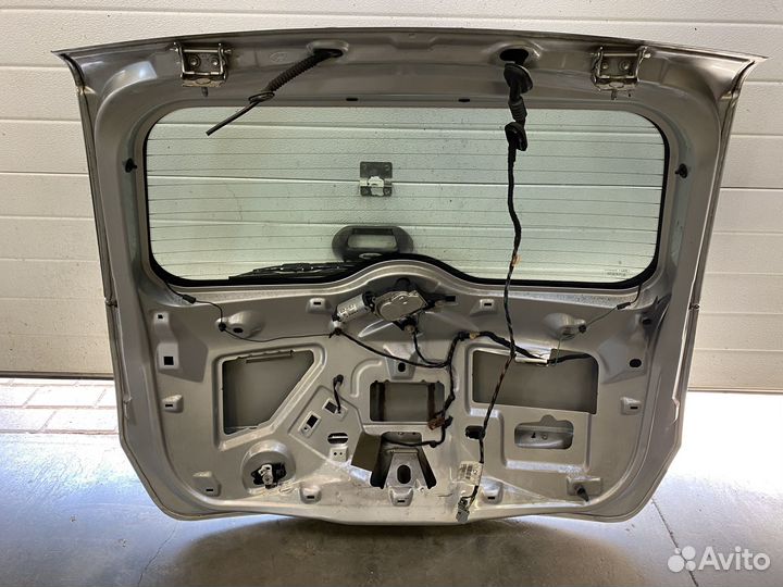 Крышка багажника Ford Fusion