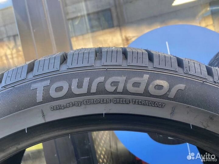 Tourador Ice Star TSW1 265/35 R18 97T