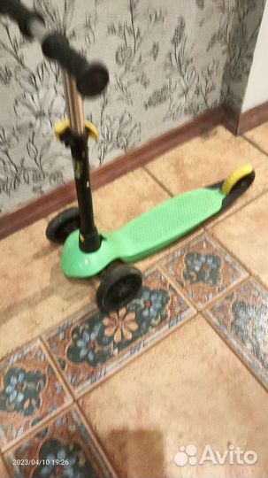 Самокат детский трехколесный бу