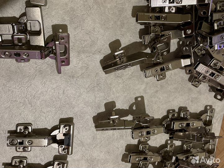 Петли мебельные blum