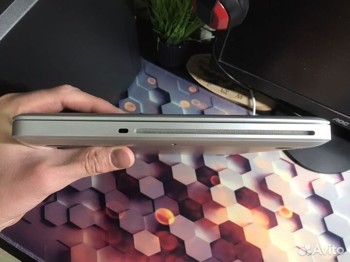Apple MacBook Pro 13