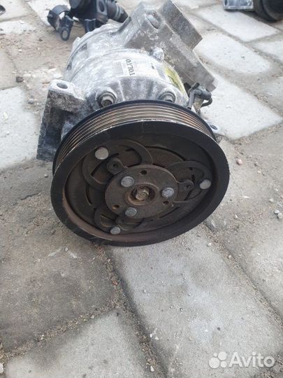 Компрессор кондиционера Volvo Xc70 3.0 B6304T