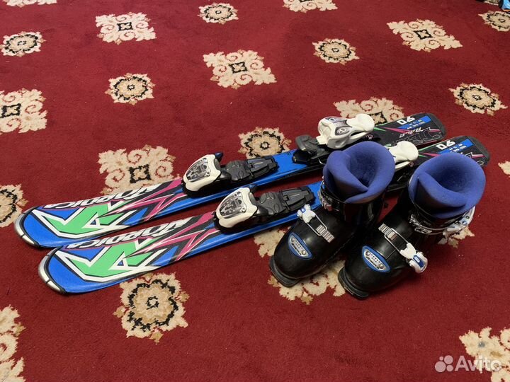 Детские горные лыжи 90 + горнолыжные ботинки