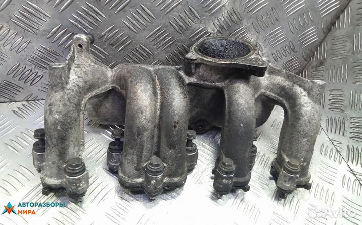 Коллектор впускной Volkswagen Touareg 2004