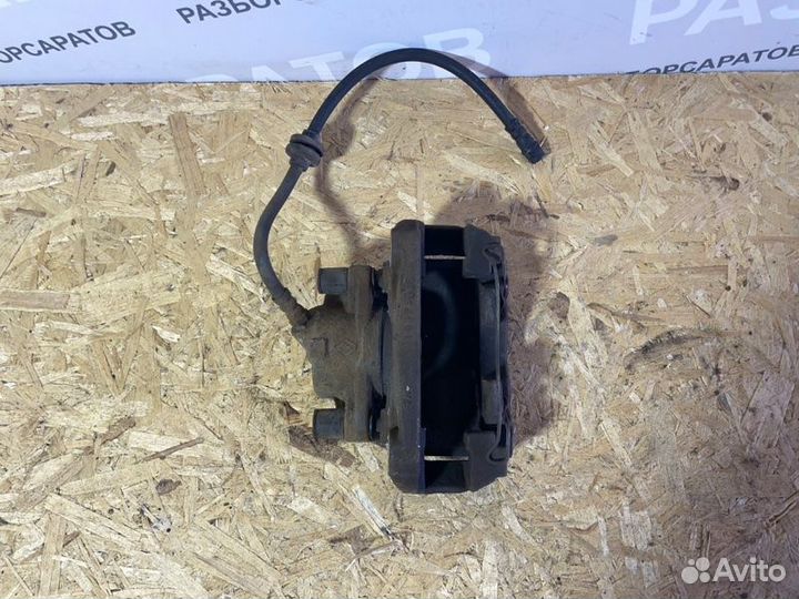 Суппорт тормозной передний правый Renault Megan