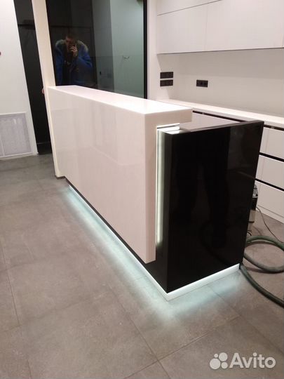 Стойка ресепшн, стойка администратора