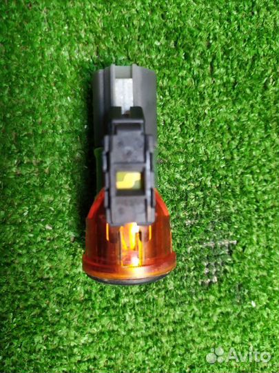 Прикуриватель Audi Q3 8UB cczc 2013