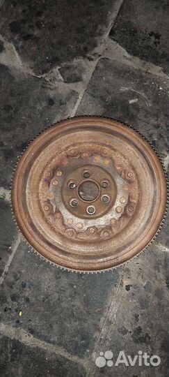 Маховик 06F105266N