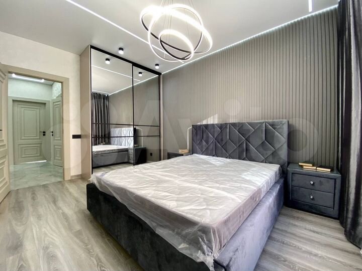 2-к. квартира, 60 м², 3/18 эт.