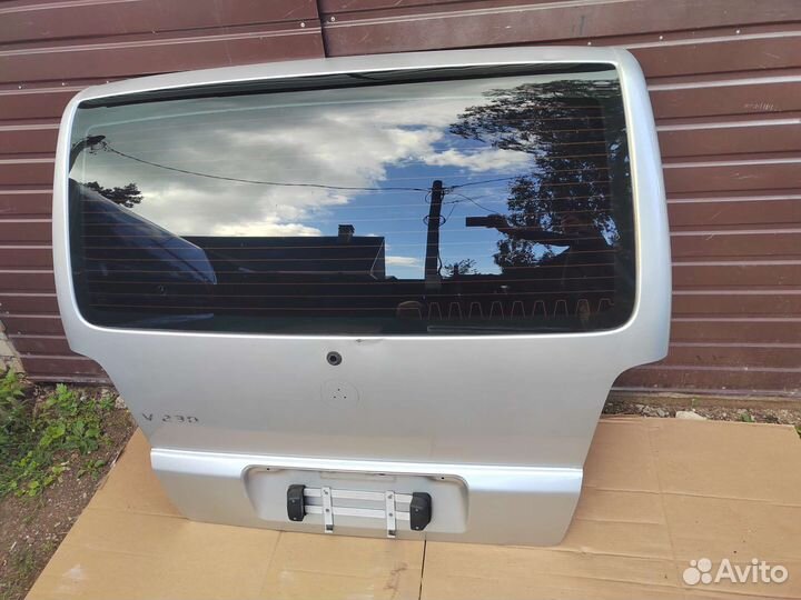 Мерседес Вито w638 крышка багажника