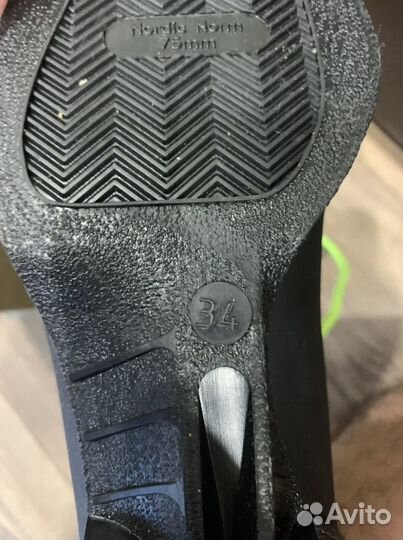 Лыжные ботинки