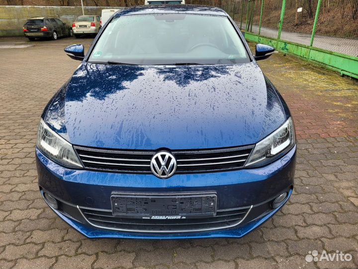 В разборе Volkswagen Jetta 6