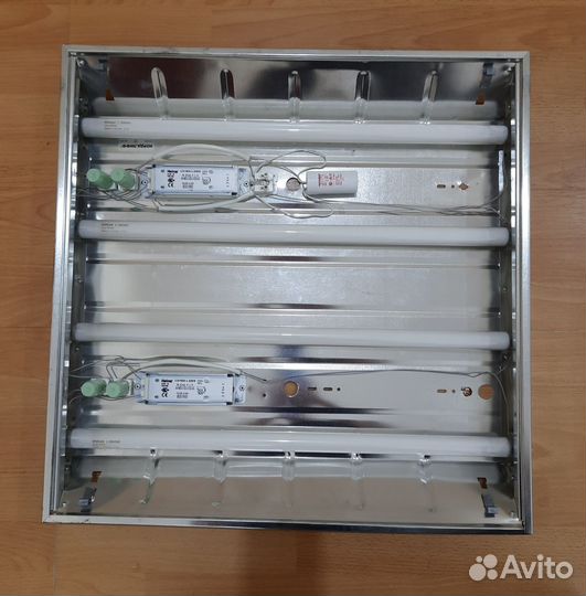 Светильник люминесцентный встраиваемый 4х18 Вт