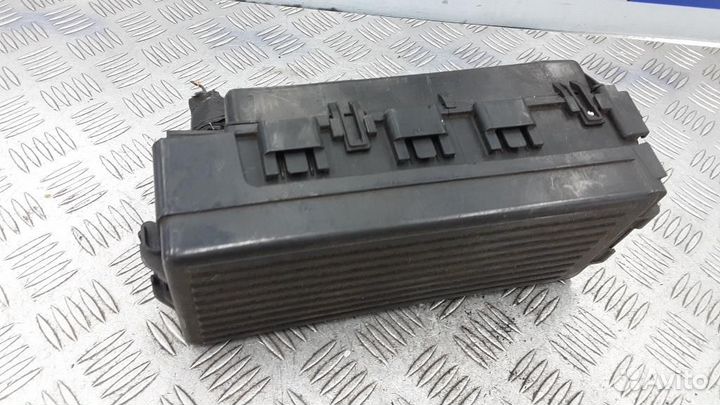 Блок предохранителей Ford Explorer