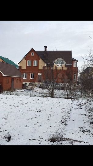 Дом 180 м² на участке 16 сот.