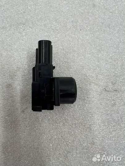 Парктроник задний Toyota Land Cruiser 200