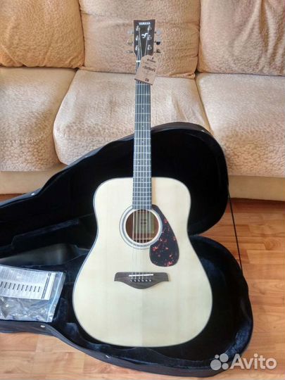 Новая Yamaha FG800 с защитным кофром