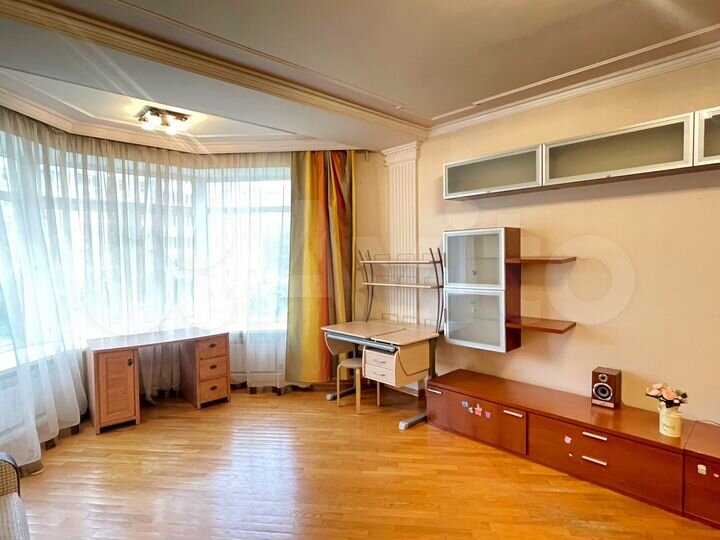 2-к. квартира, 78 м², 2/9 эт.