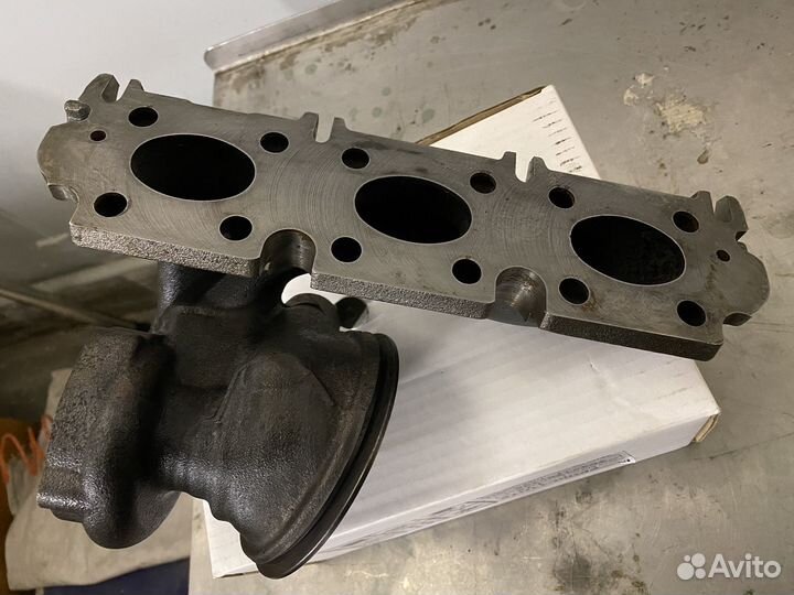 Чугунный коллектор bmw b38