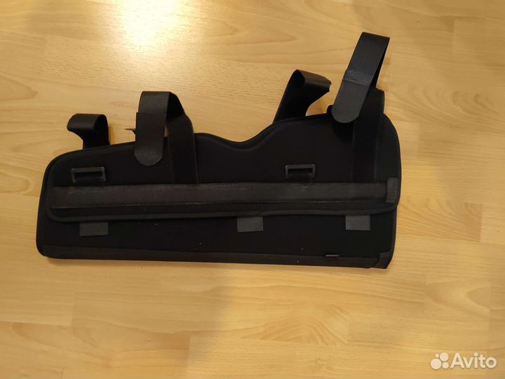 Тутор на коленный сустав