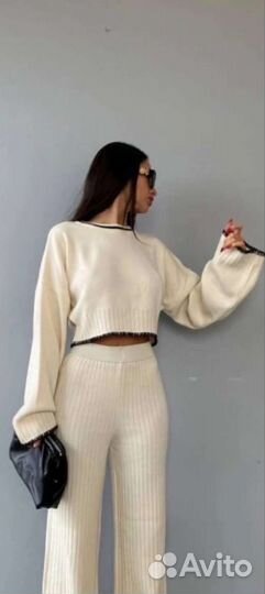 Костюм женский 44 46