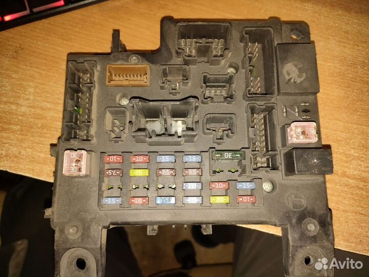 Блок предохранителей etacs Mitsubishi Lancer 10